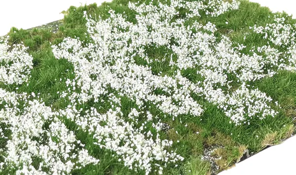 Hovedbilde Martin Welberg - Gresstuster, Layered Flowers White