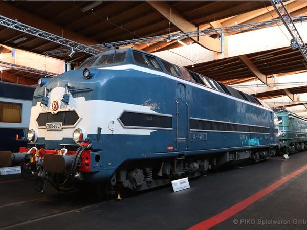 Hovedbilde Märklin - SNCF CC 65000, digital med lyd + røyk