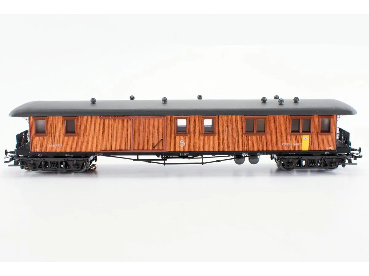 Bruktkroken - Märklin 4271 SJ reisegodsvogn med gul postkasse