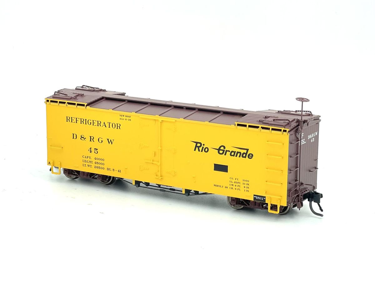 Blackstone Models - H0n3 reefer #45, Flying Grande Herald